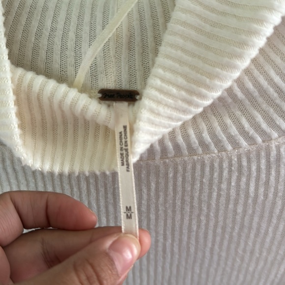 Free people - Picture 2 of 2